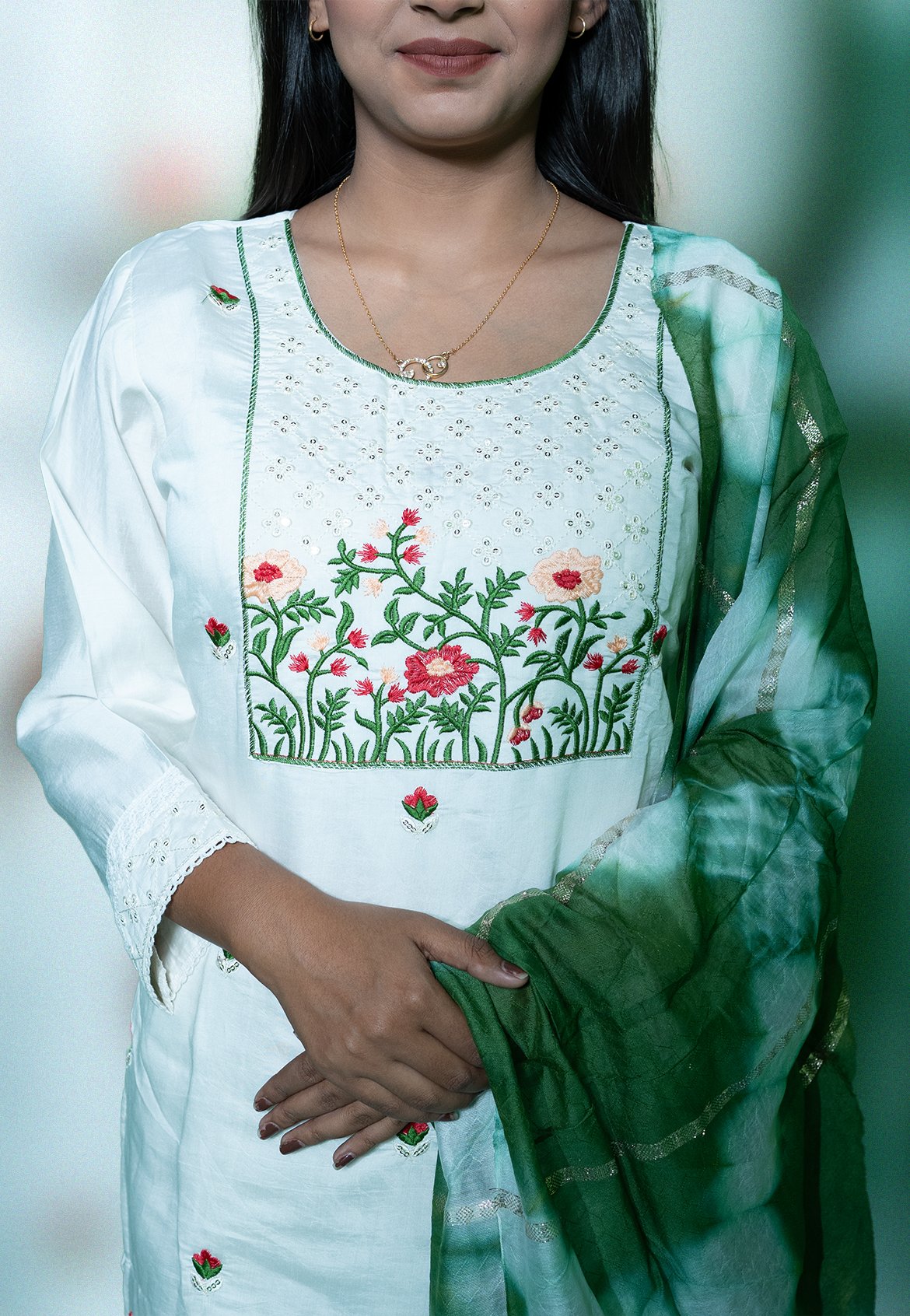 white-green thread work kurta Set - Image 3